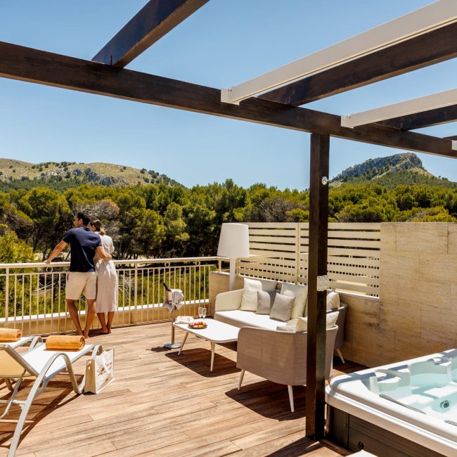 VIVA CM Suites - Royal Terrace