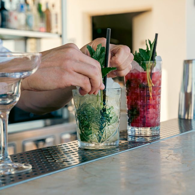 Cócteles para evento en el rooftop The Top del Hotel Honucai