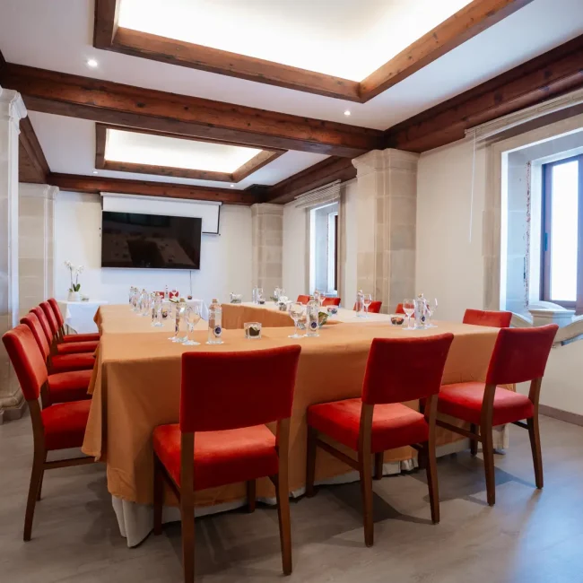 SECVM-GRP-ConferenceRoom1-CT