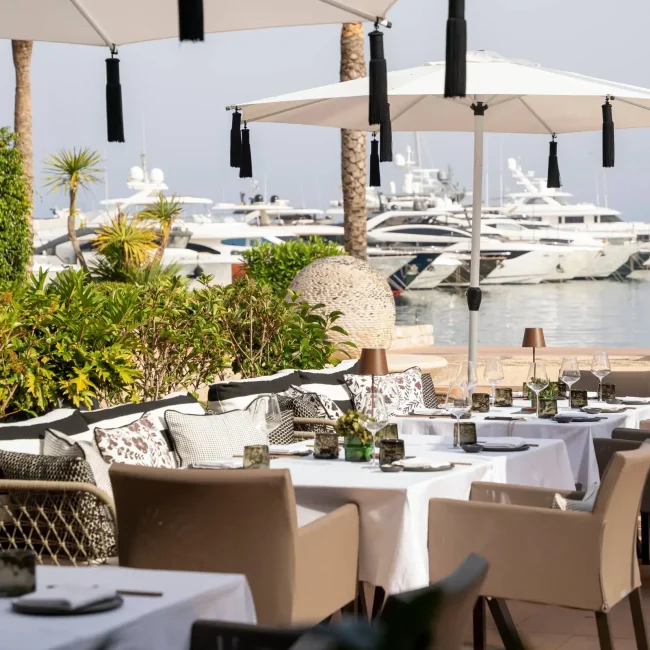FERA CHEF'S TABLE - exterior