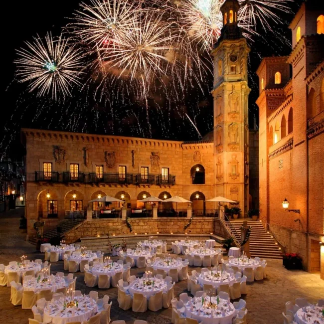 Plaza mayor mesas redondas